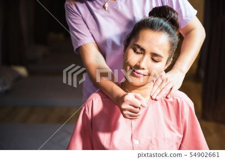 Thai neck shoulder back massage Thai neck shoulder back massage 54902661