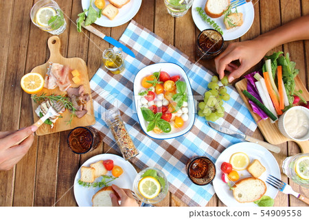 Glamping Camp 54909558