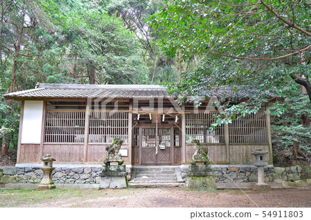 [Higashi Otani Nichi Women's Shrine] Kashiwa-cho, Ebara-shi, Nara 54911803