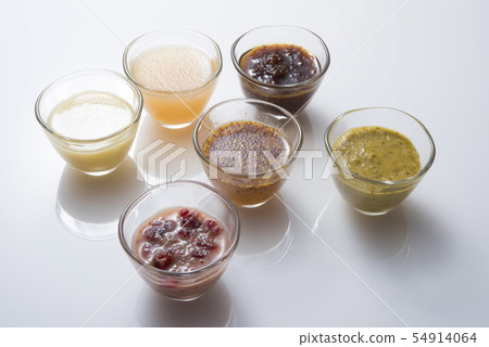 Salad dressing 54914064