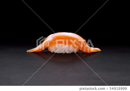 三文魚壽司 三文魚壽司 54918999