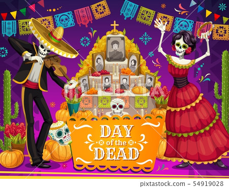 Mexican Day of Dead skeletons, altar, sugar skulls 54919028