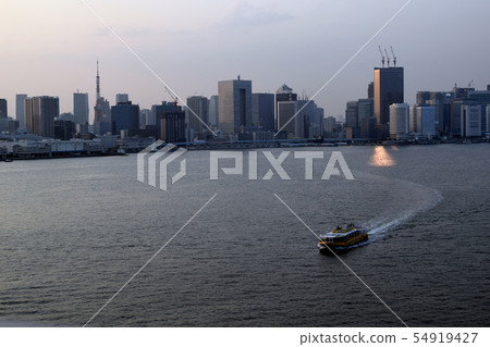 Odaiba Rainbow Bridge 54919427