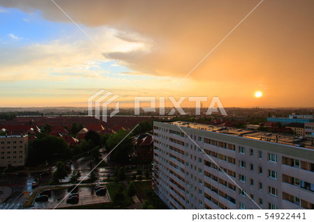 the sunset over the city the sunset over the city 54922441