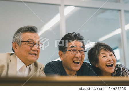 老人 年老 老年人 54925338