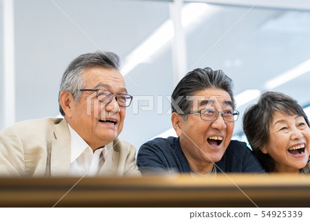 笑容 笑臉 微笑 54925339