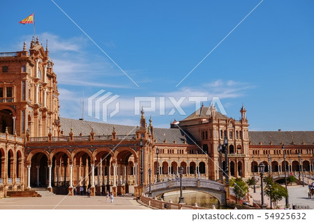Plaza de Espana. Seville Spain. 54925632