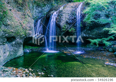 Waterfall of the moon wait 54926196