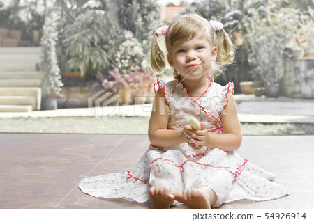 daughter 54926914