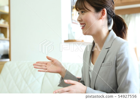 家訪的銷售形象 家訪的銷售形象 54927556
