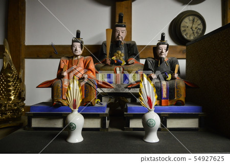 Old Japanese-style (Kitamaesen-Tansen wholesaler "Moriya" / 108 Higashi Iwasecho, Toyama City, Toyama Prefecture) 54927625