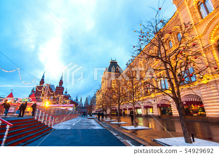 Buildings on the Red Square in Moscow are 54929692