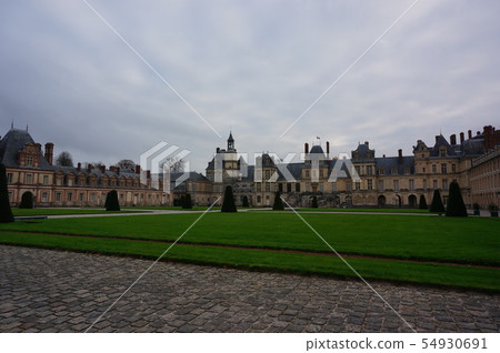 Palace and Gardens of Fontainebleau 54930691