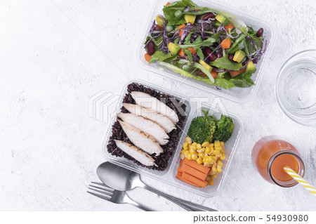 Fresh healthy diet lunch box with vegetable salad Fresh healthy diet lunch box with vegetable salad 54930980