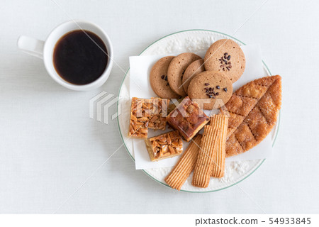 餅乾和咖啡 餅乾和咖啡 54933845