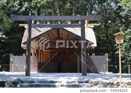 Dogu of the outer palace 54934201