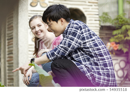 情侶,約會,約會,旅行,旅遊,韓屋,韓國傳統,北村韓屋村,北村,鐘路區,首爾 情侶,約會,約會,旅行,旅遊,韓屋,韓國傳統,北村韓屋村,北村,鐘路區,首爾 54935518