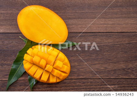 Mandarin cut Mango cut Mango Flat lay Mango cut Mango Mandarin cut Mango cut Mango Flat lay Mango cut Mango 54936243