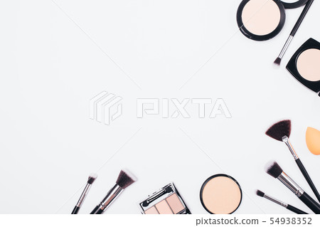 Top view of cosmetic powders 54938352