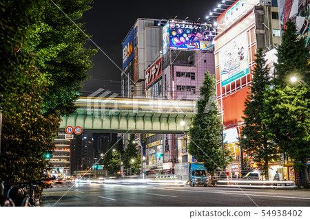 秋葉原街道的視圖 秋葉原街道的視圖 54938402