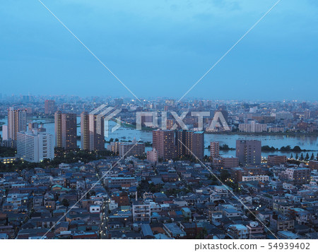 Tama River after heavy rain / Tama River after heavy rain 54939402