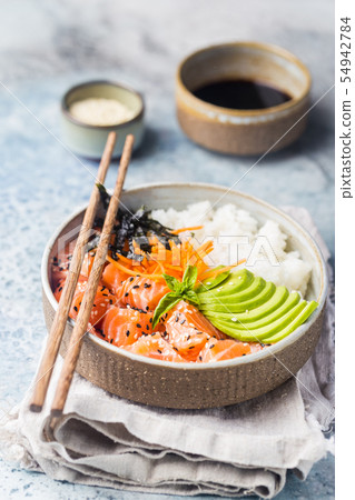 Hawaiian salmon poke bowl 54942784