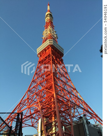 Sunny day Tokyo Tower looking up from the floor Sunny day Tokyo Tower looking up from the floor 54946191