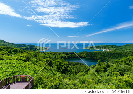 [Oga Peninsula, Akita Prefecture] The view of Ninomegata, Toga Bay and the Sea of Japan from Hachibodai is truly spectacular 54946616