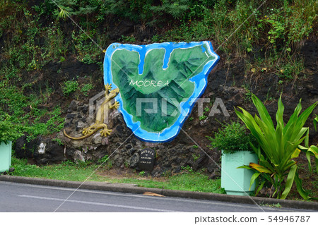 Tahiti Moorea Information Display 54946787
