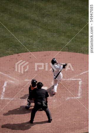 People who play baseball 54947085