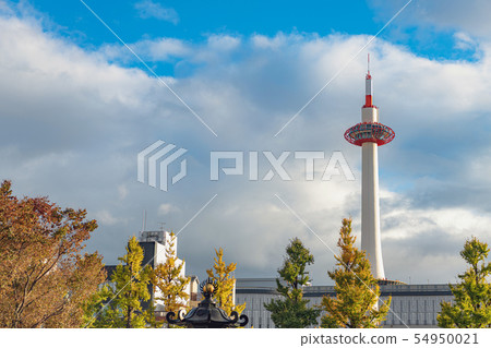 Autumn view of Kyoto Kyoto Tower 54950021