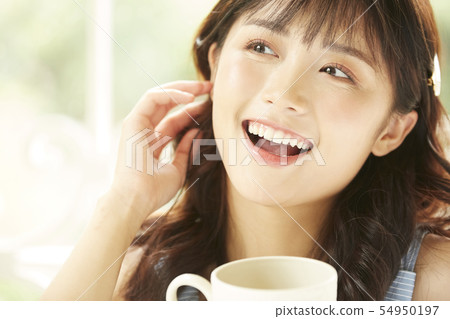 Women's lifestyle tea time Women's lifestyle tea time 54950197