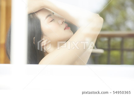 Beauty bath time Beauty bath time 54950365