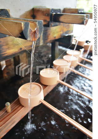 Shinto shrine purification basin Shinto shrine purification basin 54950977
