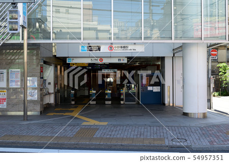 Tokyo Metro Nakano Shinbashi Station 54957351