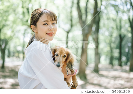 生活與狗女人 54961269