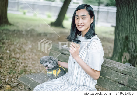 Life with a dog Woman 54961496