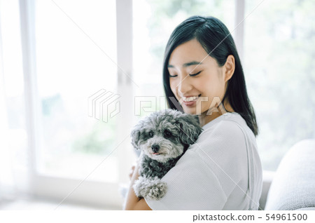 生活與狗女人 54961500