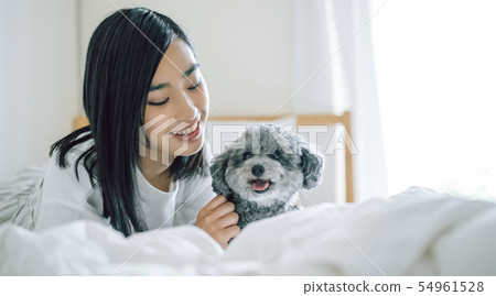 生活與狗女人 54961528