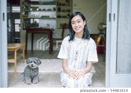 生活與狗女人 生活與狗女人 54961614