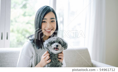 生活與狗女人 54961712