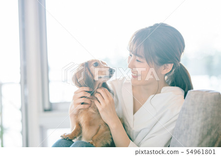 生活與狗女人 54961801