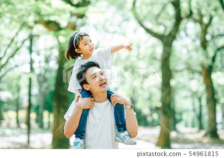 Family lifestyle park 54961815