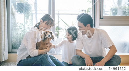 Life with a dog Family 54961832
