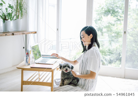 生活與狗女人生意 54961845