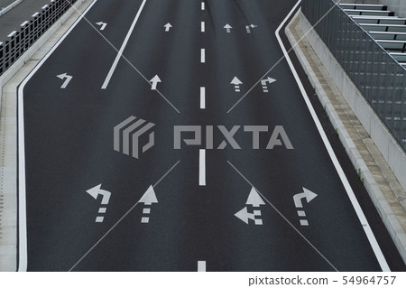 Road marking 54964757