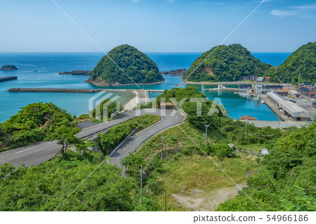 [Dougu Coast] two adorable green hemispheres are impressive! A sea of outstanding transparency! 54966186