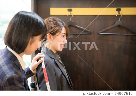 Women measuring body (made-to-order size) Women measuring body (made-to-order size) 54967613