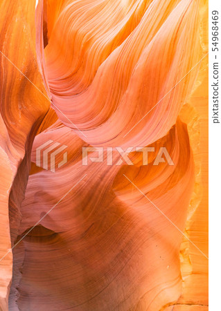 Antelope Canyon (US) 54968469
