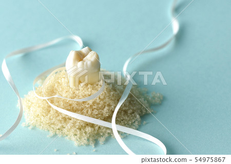 Dental floss prevent tooth decay 54975867